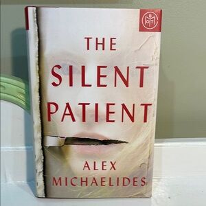 The Silent Patient by Alex Michaelides - Hardback Book
